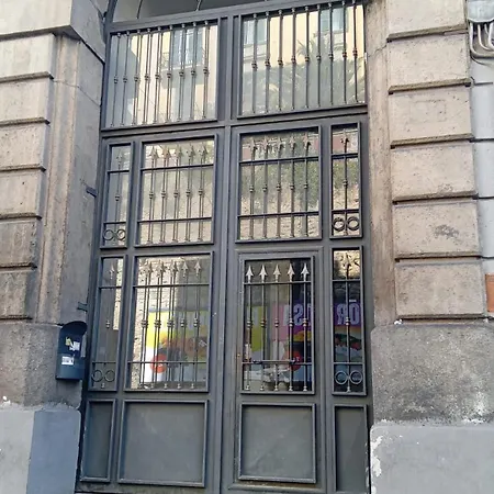Lejlighed Salvator Rosa House